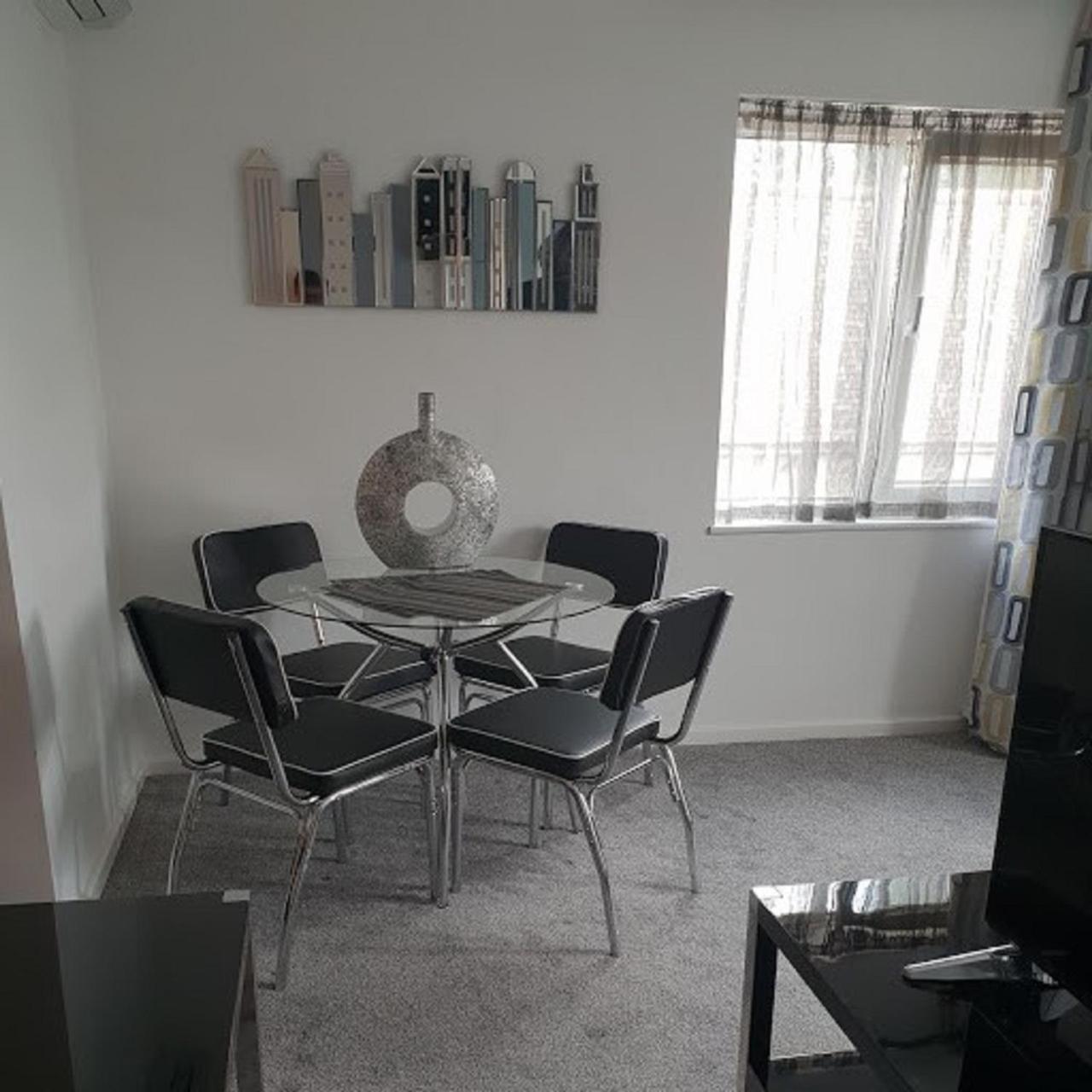 River Court Apartments Lets CBG Dış mekan fotoğraf